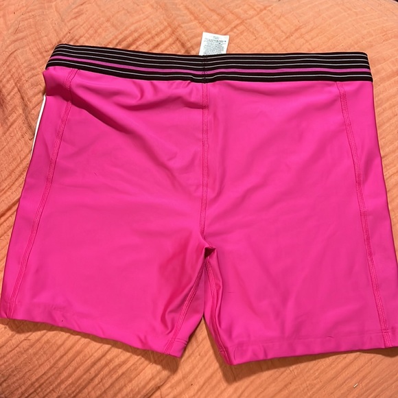 Under Armour shorts - Picture 2 of 3